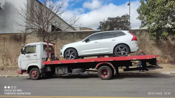 Transporte de van em prancha